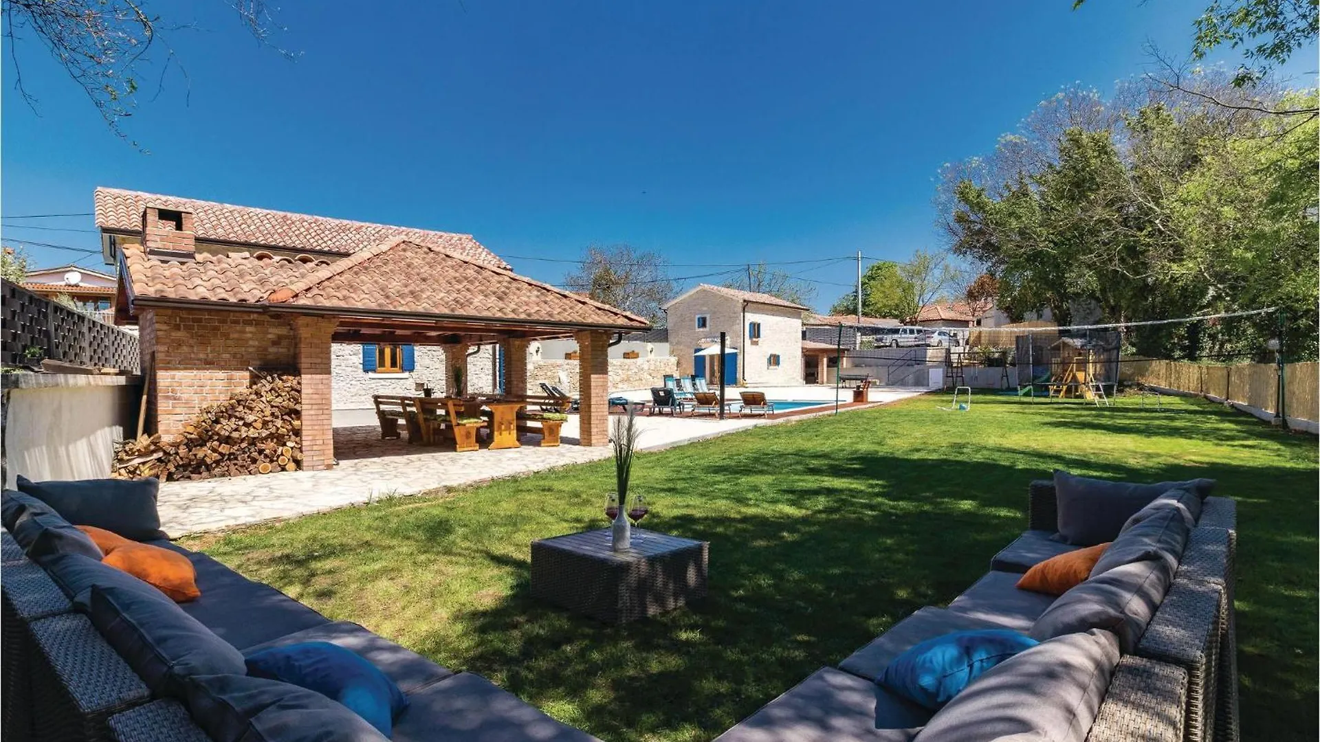 Casa vacanze Gorgeous Home In Bibici With Sauna