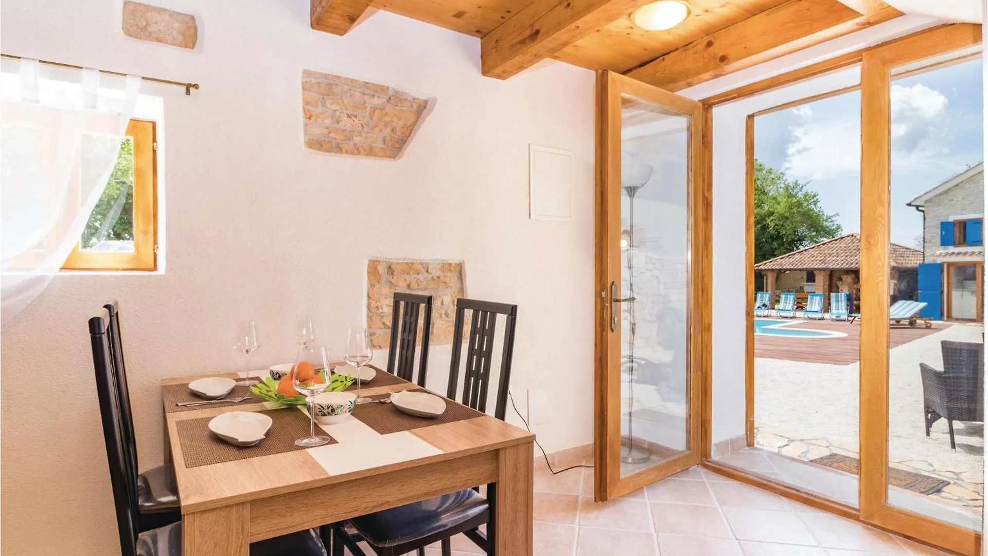 Gorgeous Home In Bibici With Sauna Casa vacanze